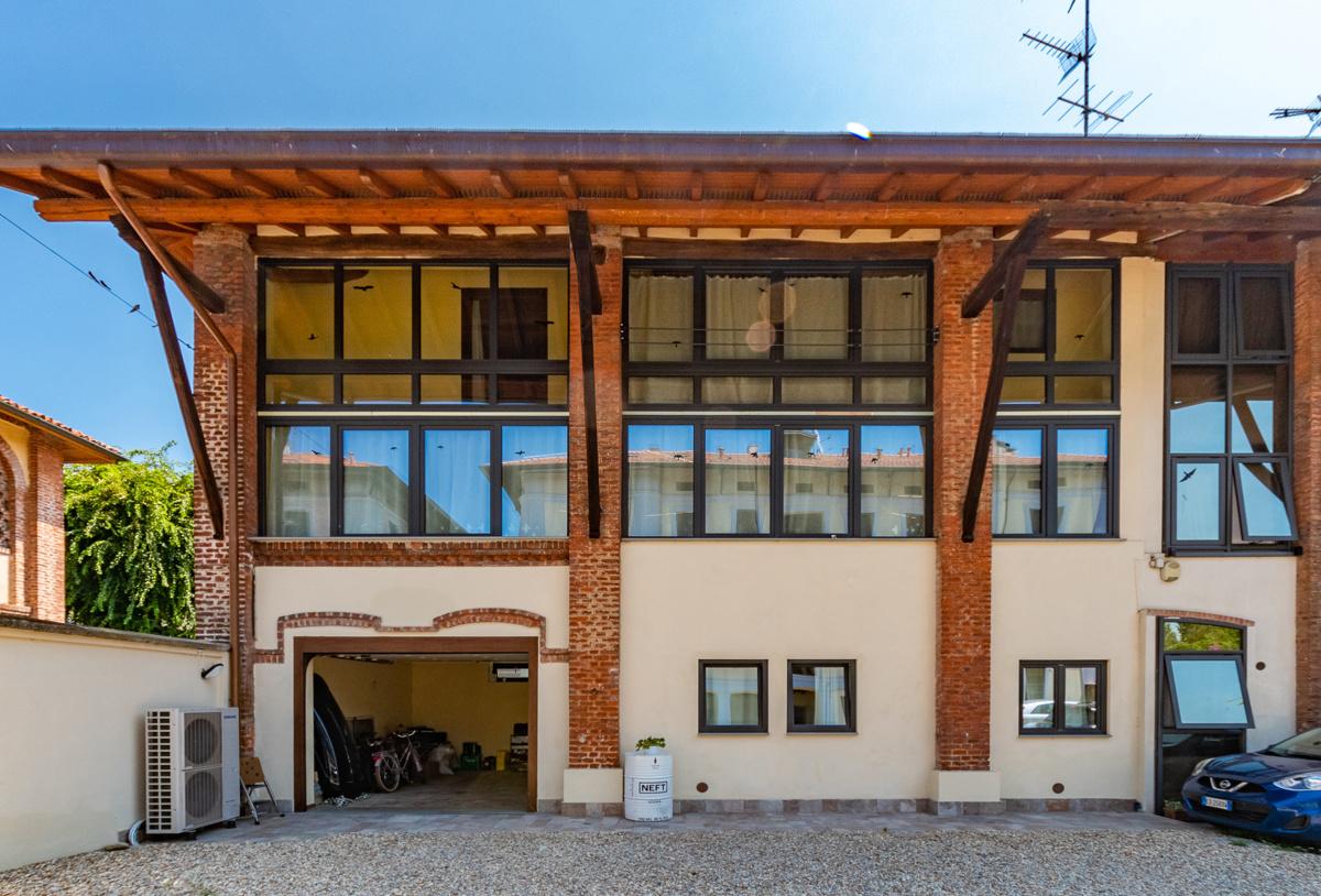 Casa indipendente in vendita a Rozzano