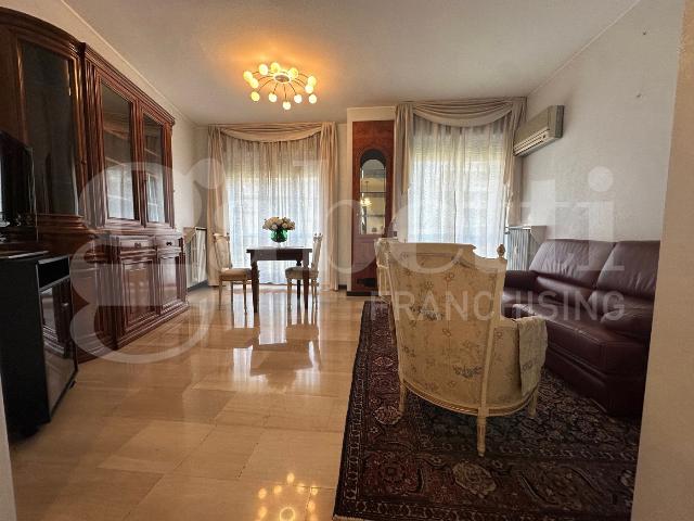 3-room flat in {3}, Viale Faenza  26 - Photo 1