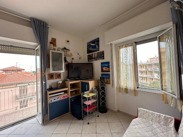 3-room flat in {3}, Via Giacomo Matteotti - Photo 1