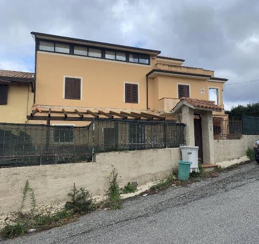 Villa in Via Giuseppina De Stefani, Lamezia Terme - Foto 1