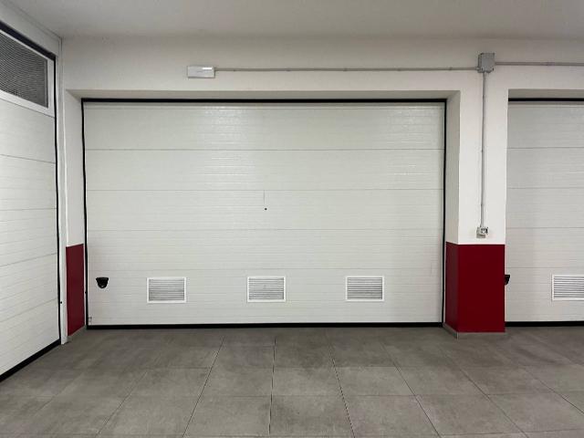 Garage or car box in Via Andrea Costa 131, Bologna - Photo 1