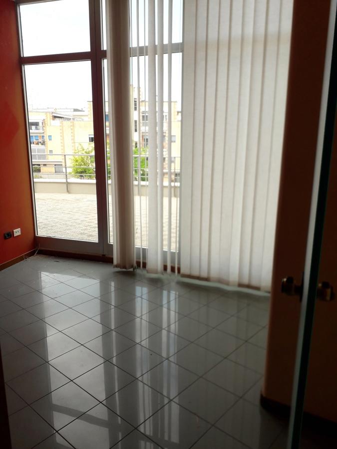 Negozio in Via Fratelli Rosselli 93, Matera, {3} - Foto 2