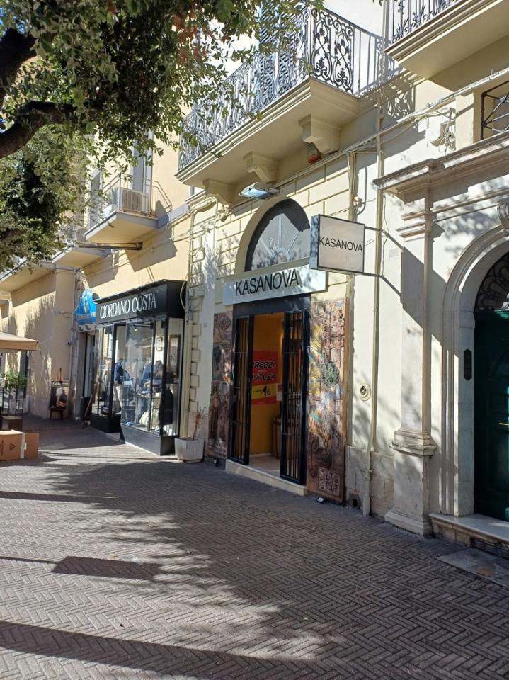 Negozio in Via XX Settembre 9, Matera, {3} - Foto 2
