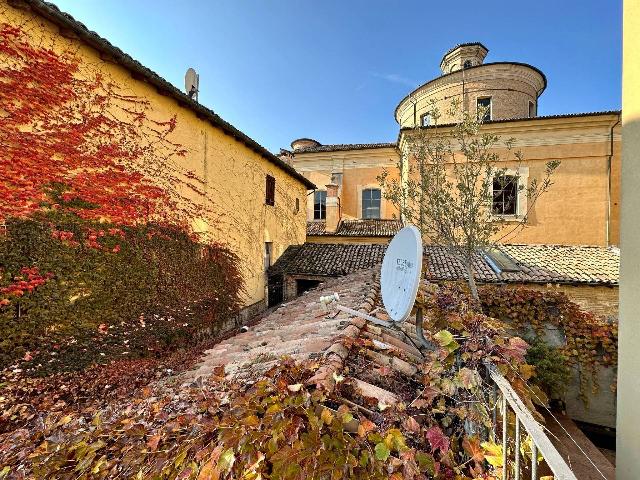 Apartament in Strada della Repubblica, Parma - Photo 1