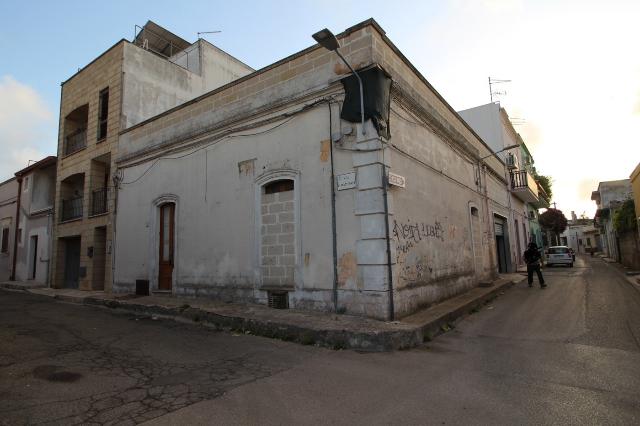 Einfamilienhaus in Via Cesare Battisti 4, Sava - Foto 1