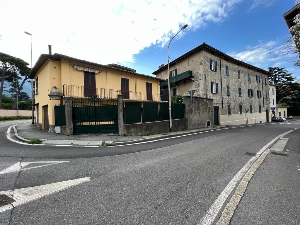 Palazzo in vendita a Lecco