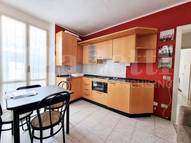 2-room flat in Via Mascari 70, Lecco - Photo 1