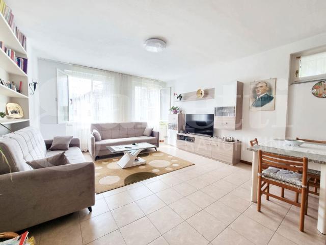 3-room flat in Via Rovinata 37, Lecco - Photo 1