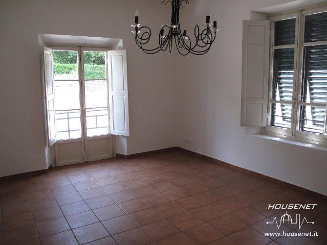 4-room flat in Via Cancellieri, Poggio a Caiano - Photo 1