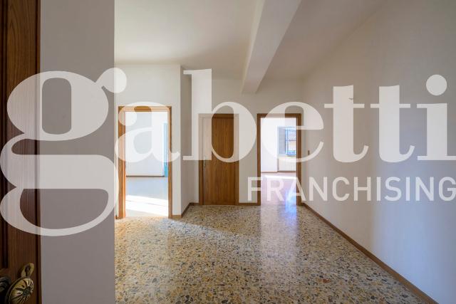 Vierzimmerwohnung in Via Galvani 6, Gubbio - Foto 1