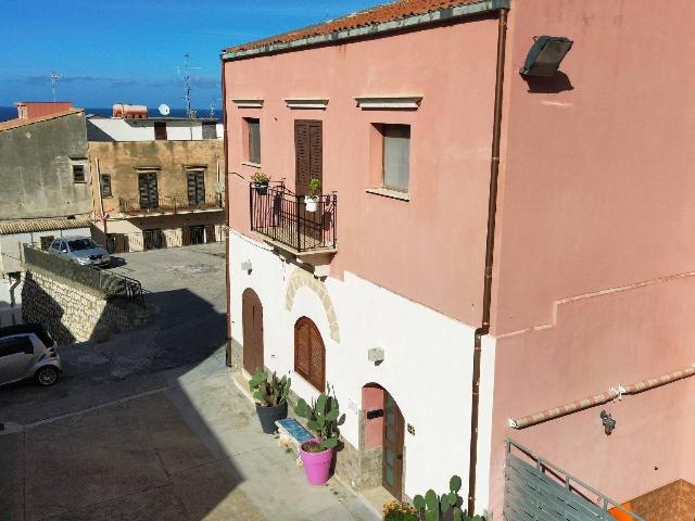 Casa indipendente in Via Cappuccini, Castellammare del Golfo - Foto 1