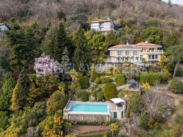 Villa in vendita a Cannero Riviera