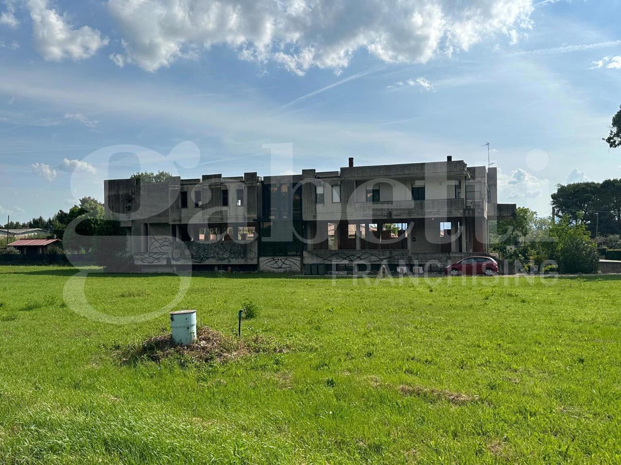 Palazzina commerciale in Via Gigliara  1, Spello, {3} - Foto 1