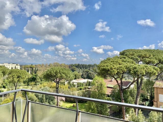 2-room flat in Via della Camilluccia 35, Roma - Photo 1