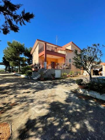 Villa in {3}, Viale Barletta Grumo . - Foto 1