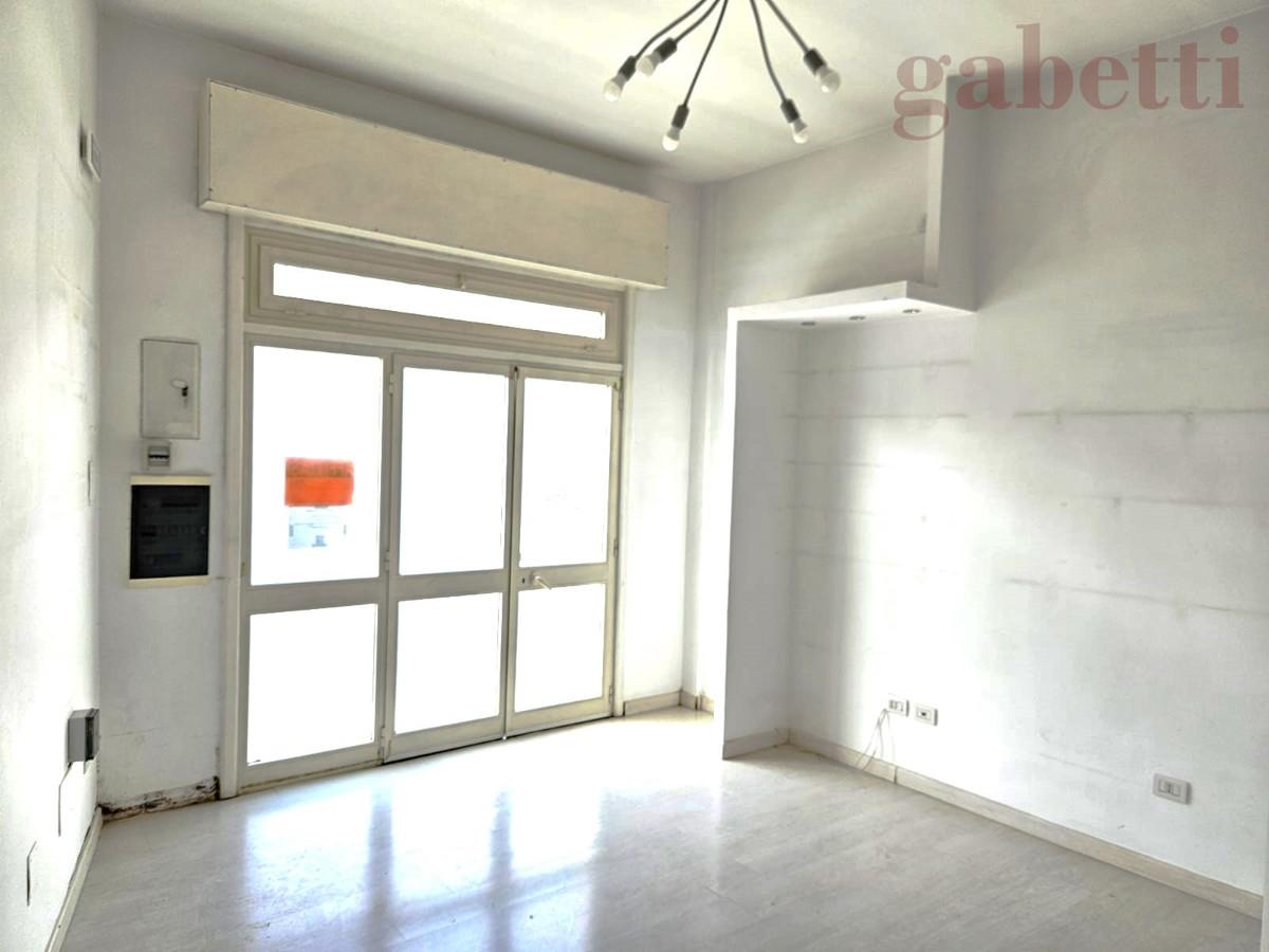 Laboratorio in Via Giovanni  Amendola, Copertino, {3} - Foto 2