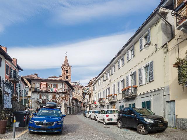 Shop in {3}, Piazza C. Bollani - Photo 1