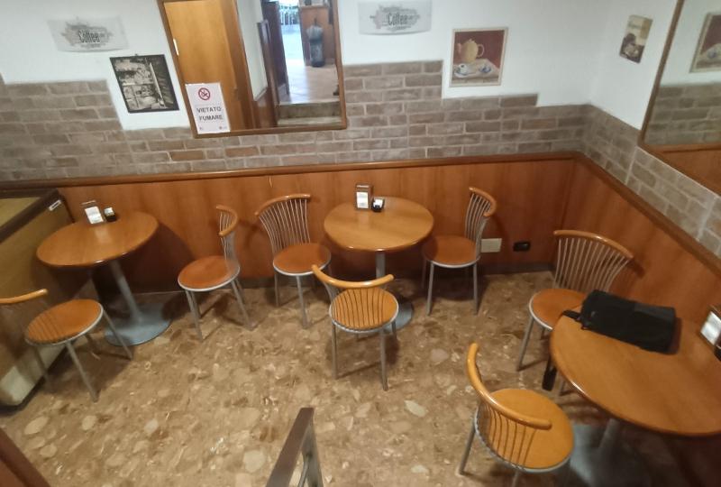 Bar in , Genova, {3} - Foto 2