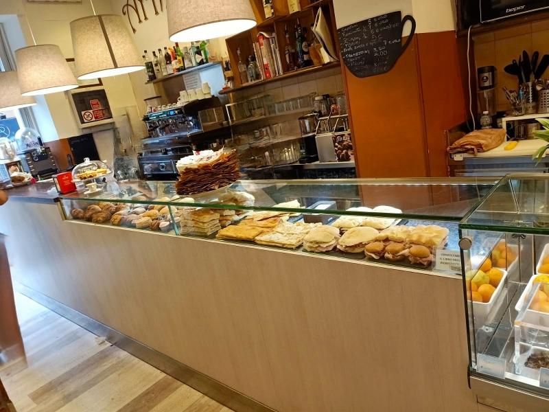 Bar in , Genova, {3} - Foto 2