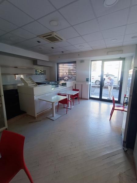 Esercizio commerciale in , Genova, {3} - Foto 1