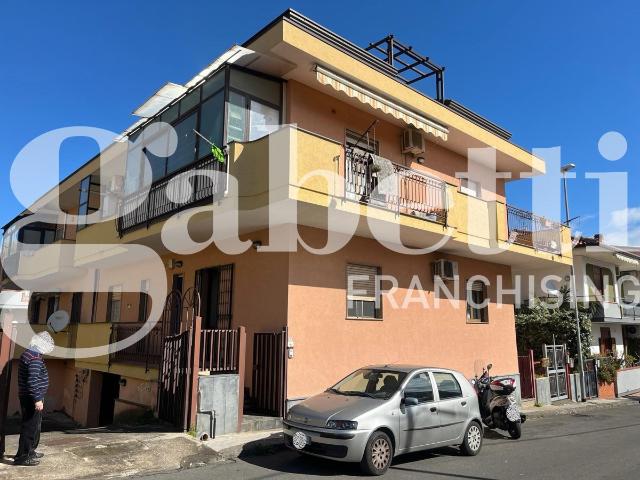 2-room flat in Via delle Viole 13, Riposto - Photo 1