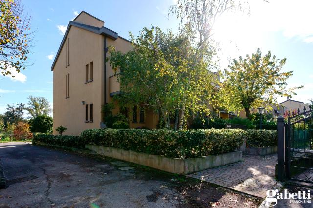 Terraced house in Via Zanardi, Bologna - Photo 1