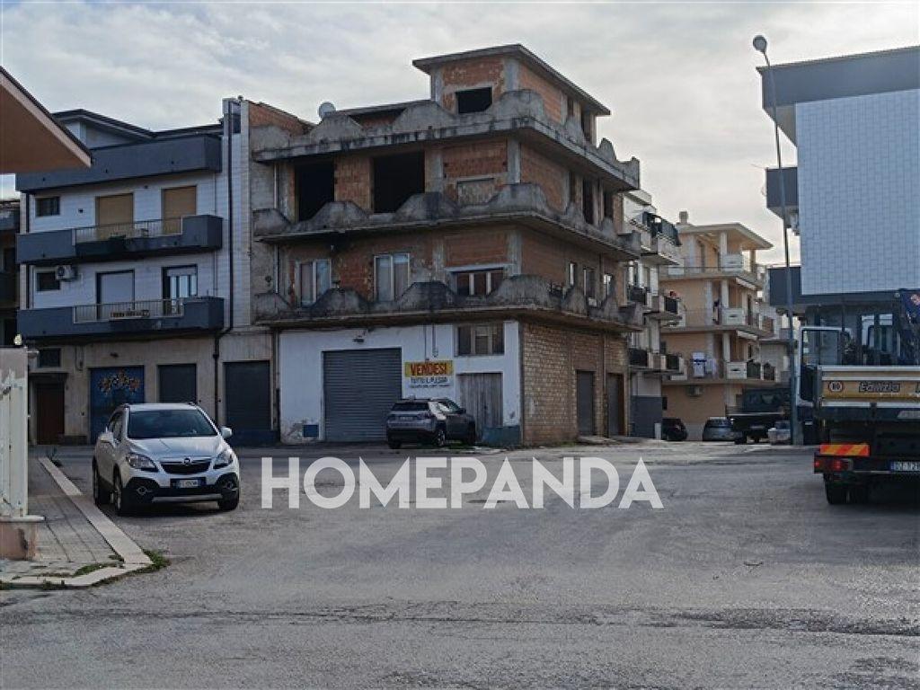 Immobile commerciale in Via Lauro 55, San Nicandro Garganico, {3} - Foto 2
