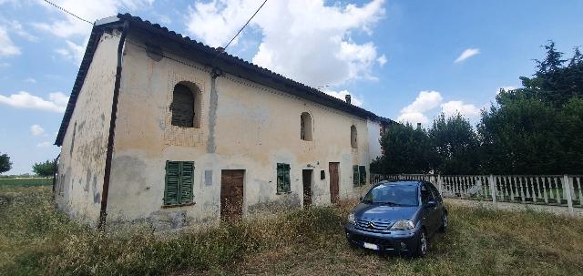 Detached house in Via Casoni, Alessandria - Photo 1