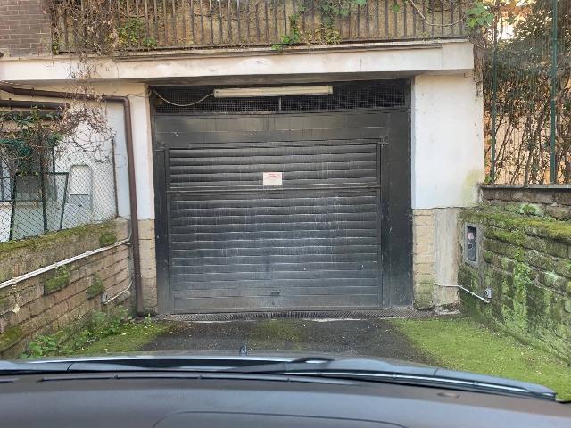 Car parking slot in {3}, Via Bruno Bruni - Photo 1