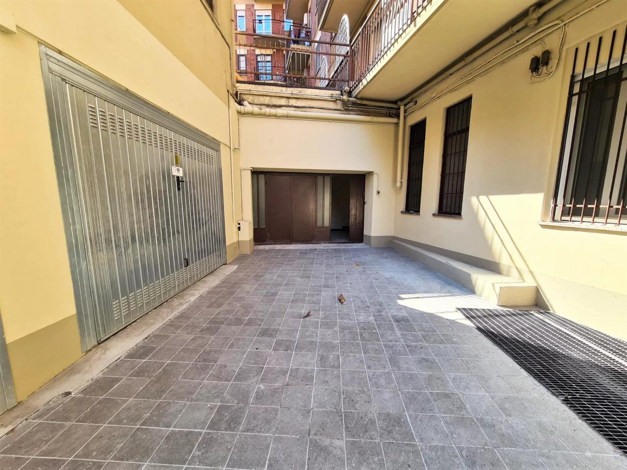 Magazzino in , Milano, {3} - Foto 1
