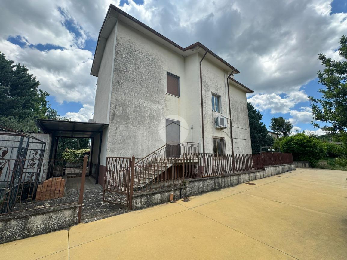 Villa in vendita a Torre Le Nocelle