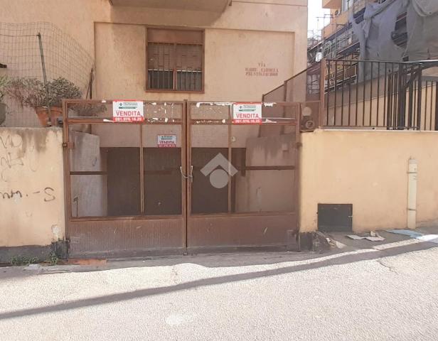 Magazzino in Via Madre Carmela Prestigiacomo 7, Palermo - Foto 1