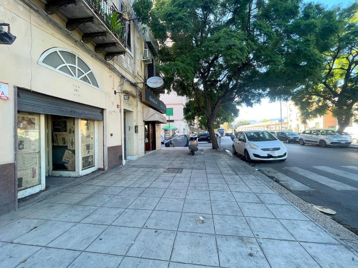 Negozio in Via Montepellegrino 69, Palermo, {3} - Foto 2