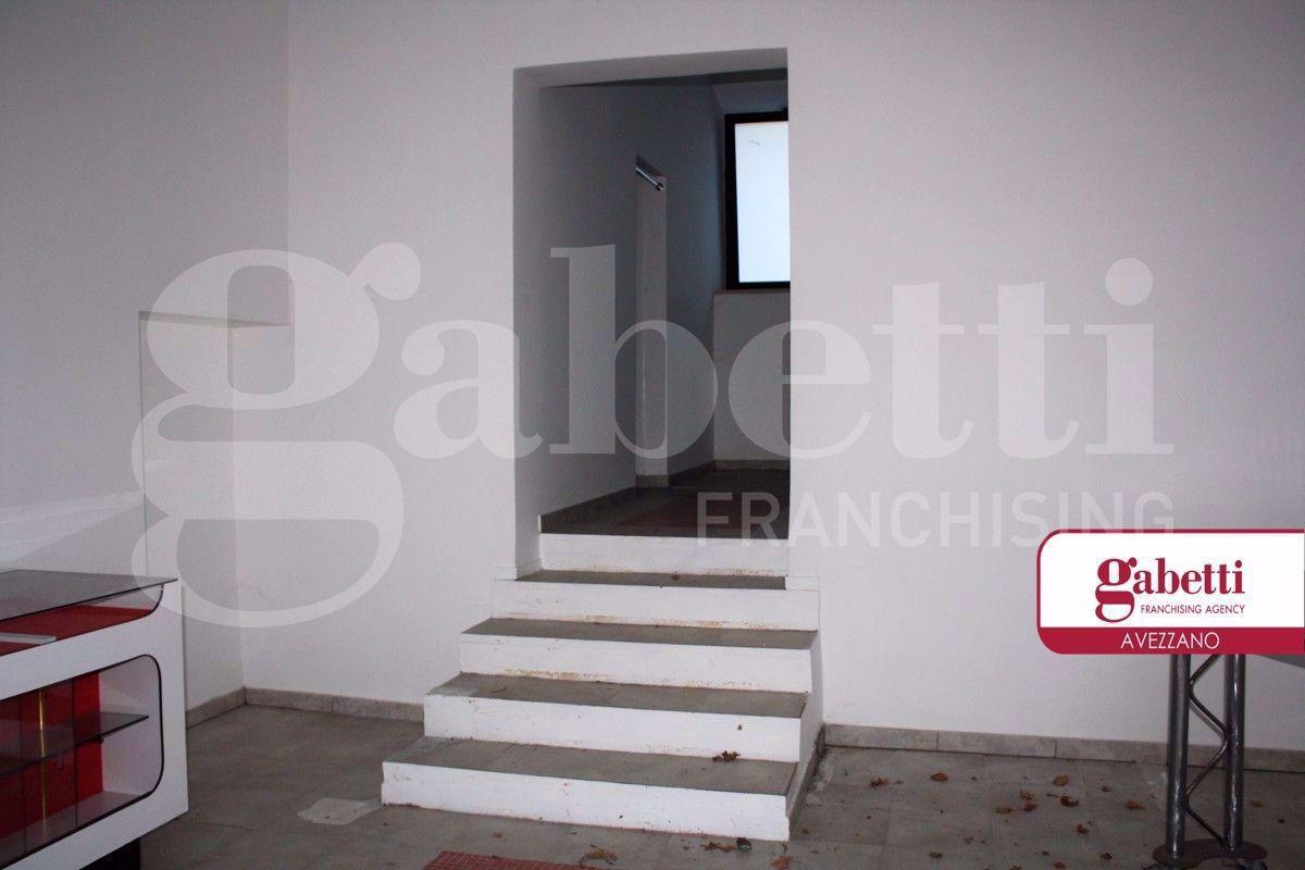 Negozio in , Avezzano, {3} - Foto 1