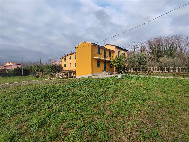 Detached house, Sarzana - Photo 1