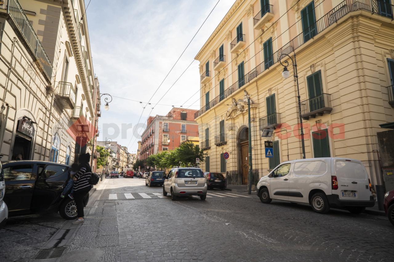 Ufficio in Corso Garibaldi  162, Portici, {3} - Foto 2