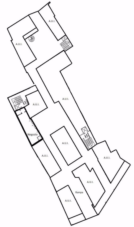 Negozio in Largo Camussi 8/10, Gallarate, {3} - Planimetria 1