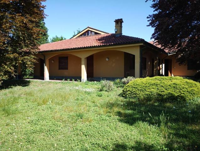 Mansion in Strada Cenasco 24/40, Moncalieri - Photo 1