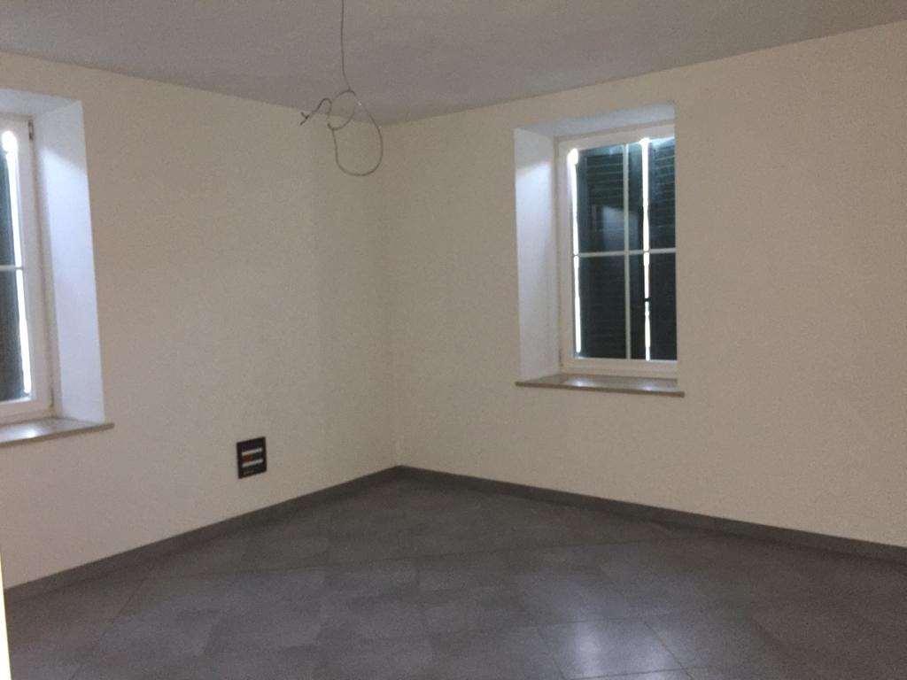 Ufficio in Piazza Municipio 1, Castelnuovo, {3} - Foto 1