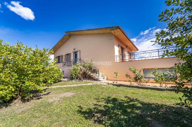 Villa in {3}, Strada Cassia Sud - Foto 1