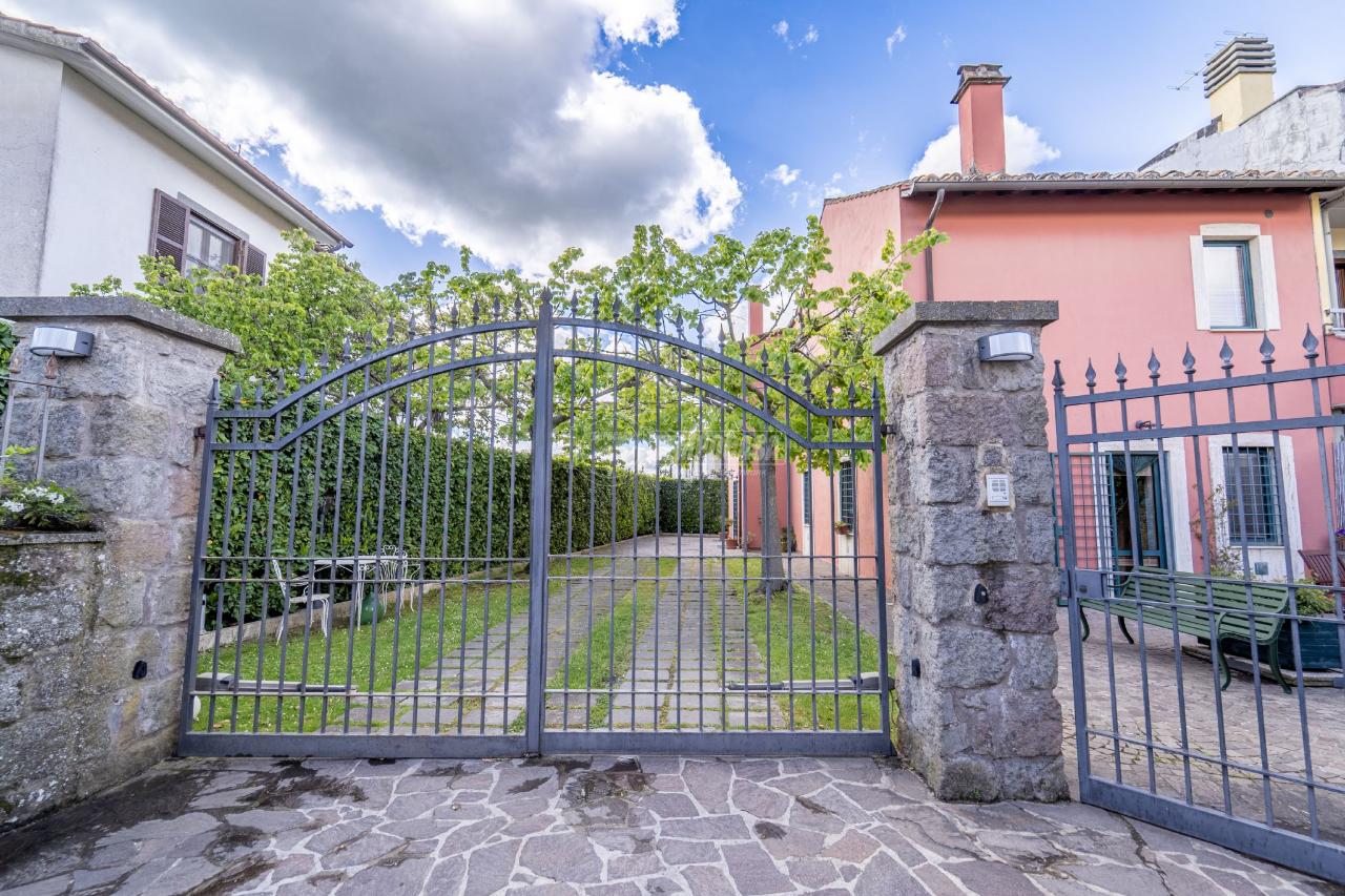 Villa a schiera in vendita a Vetralla