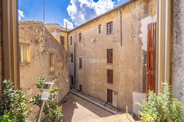 3-room flat in Via Teatro Nuovo, Viterbo - Photo 1