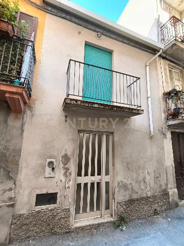 Casa indipendente in Località Santo Stefano Briga 10, Messina - Foto 1