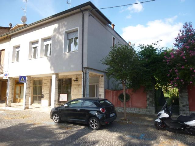 Detached house in Via Cavour, Meldola - Photo 1