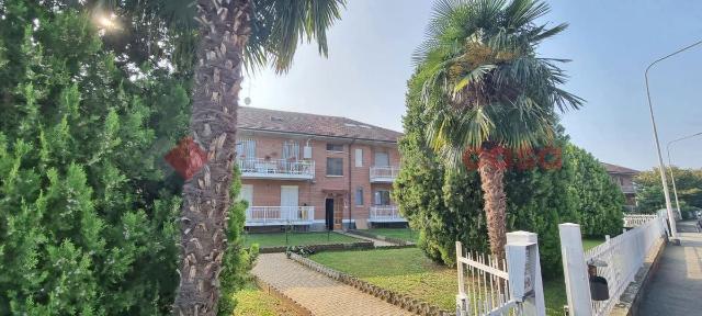 2-room flat in Via Giolitti 20, Piscina - Photo 1