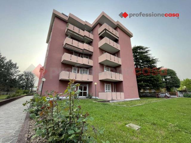 3-room flat in Via Boccaccio 2, Cesano Boscone - Photo 1