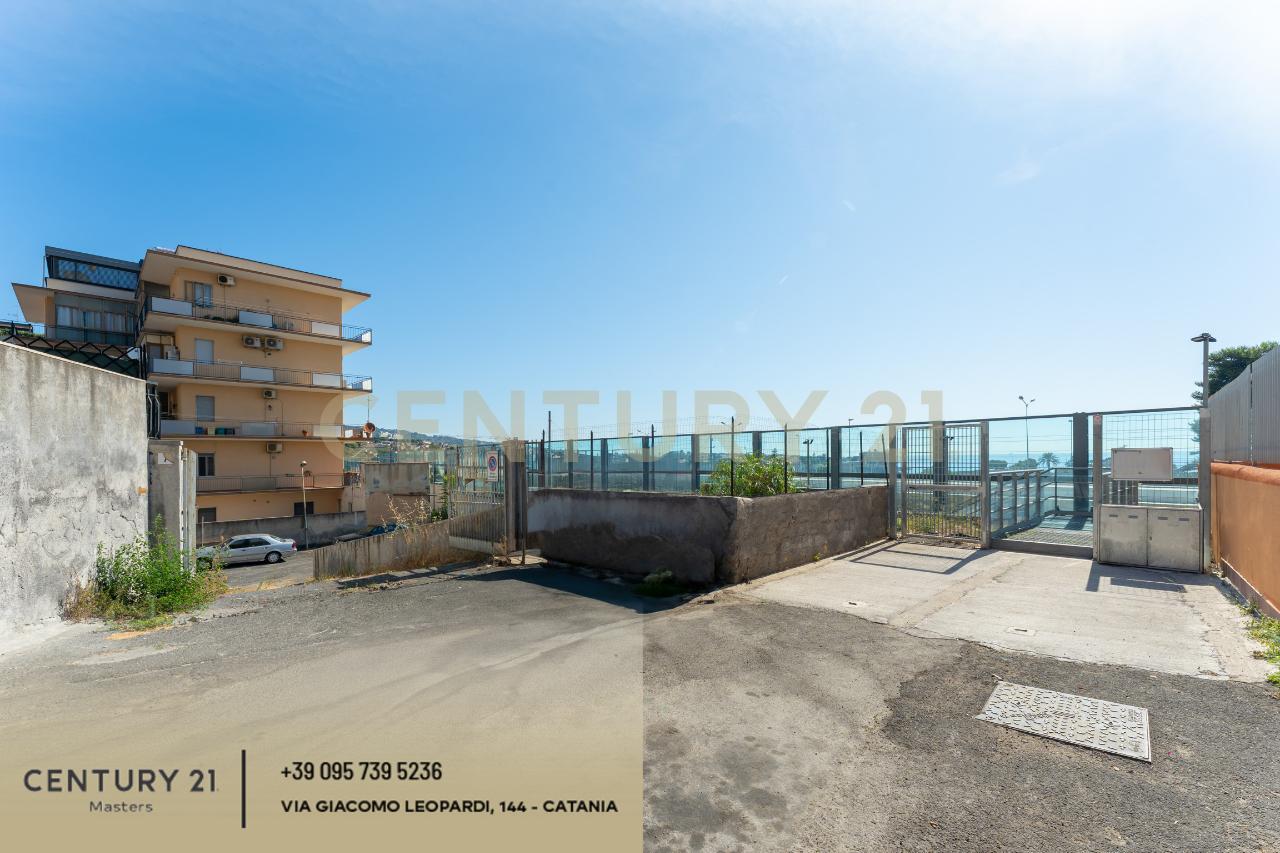 Palazzina commerciale in Via Antonio Prestinenza 7, Catania, {3} - Foto 2