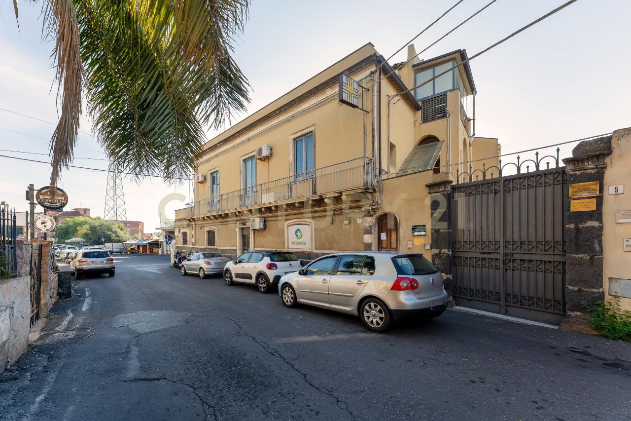 Ufficio in Stradale Cravone 3, Catania, {3} - Foto 2