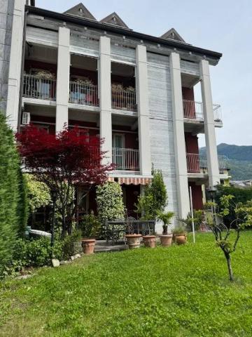 4-room flat in Via Meriggio, Sondrio - Photo 1