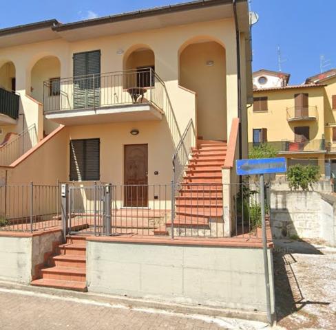 2-room flat in Piazza Primo Maggio, Sinalunga - Photo 1